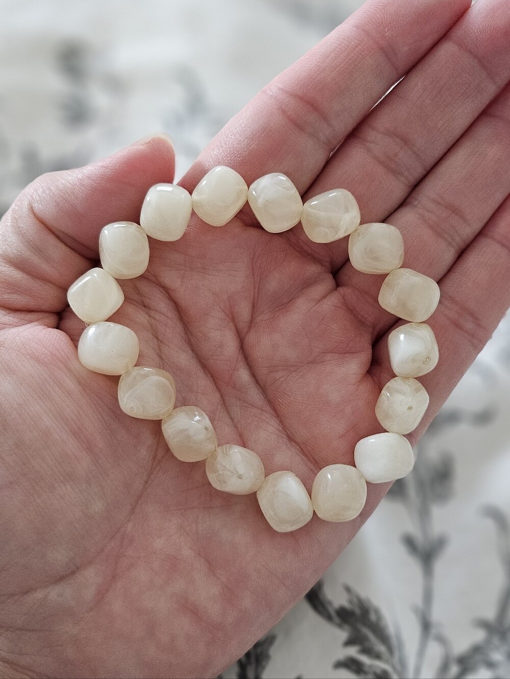 Cream Beaded Stretch Bracelet